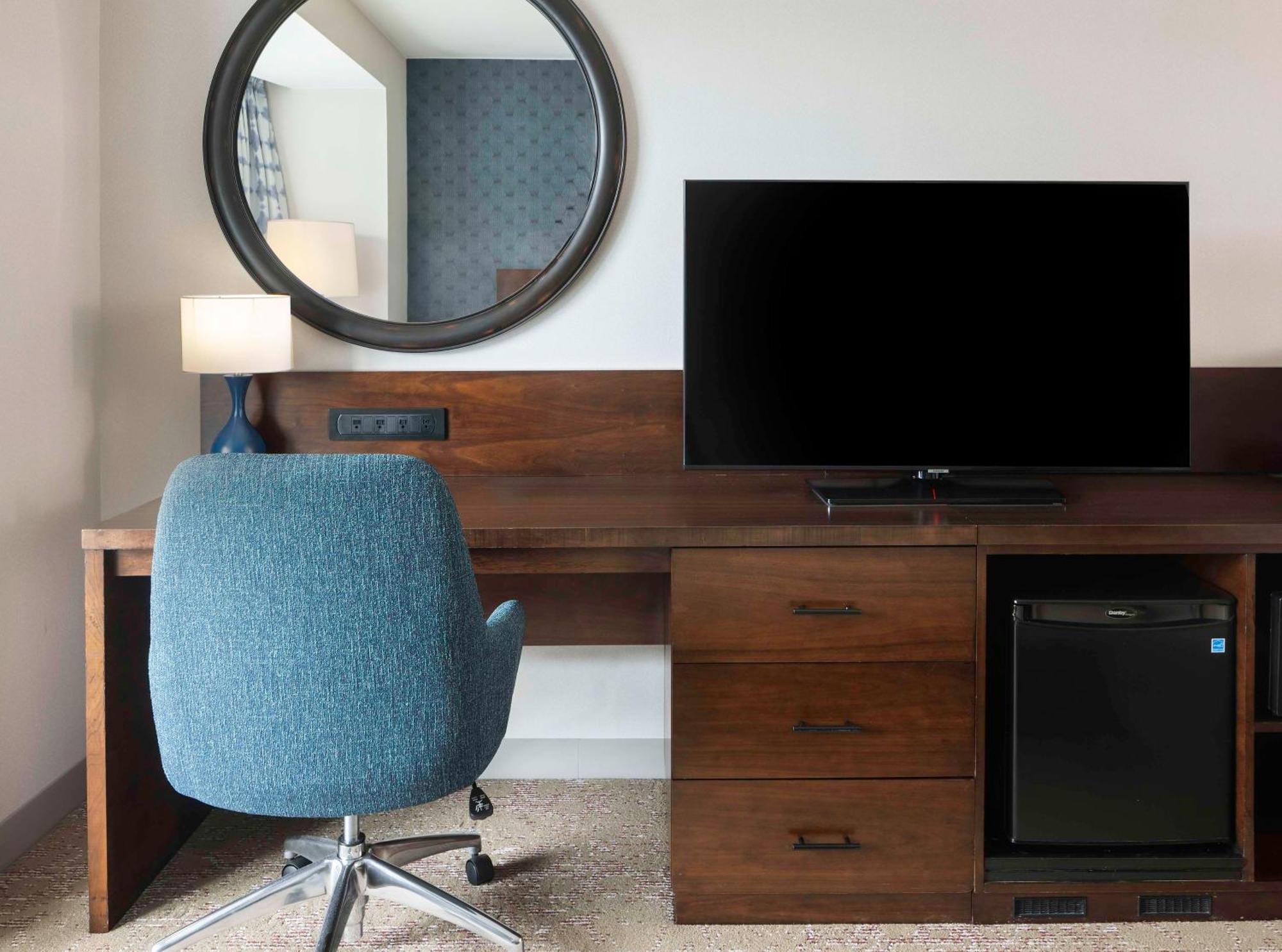 Hilton Garden Dc/georgetown Area Hotel 3*