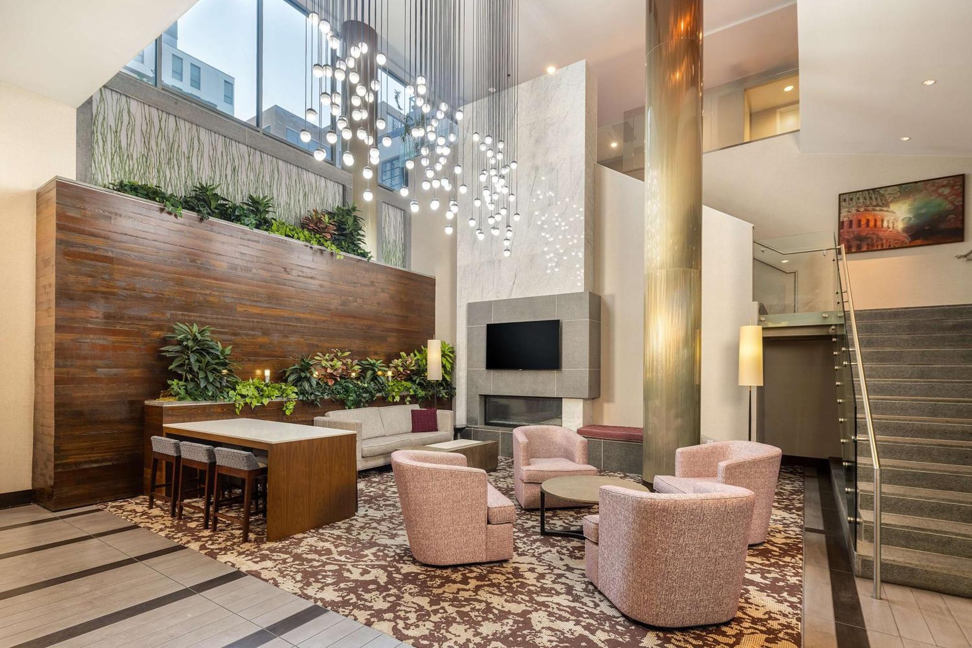 Hotel Hilton Garden Dc/georgetown Area 3*